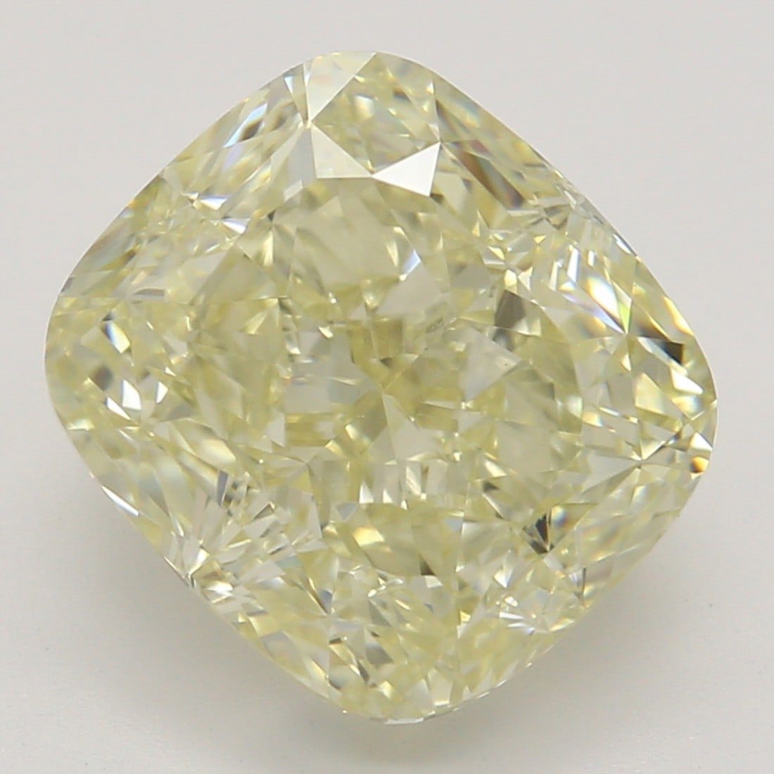 3.04 ct, Fancy Lt. Brn. Green Yellow/VS1, Cushion cut GIA Diamond: Click here to view HD 360 Spinning Image GIA G