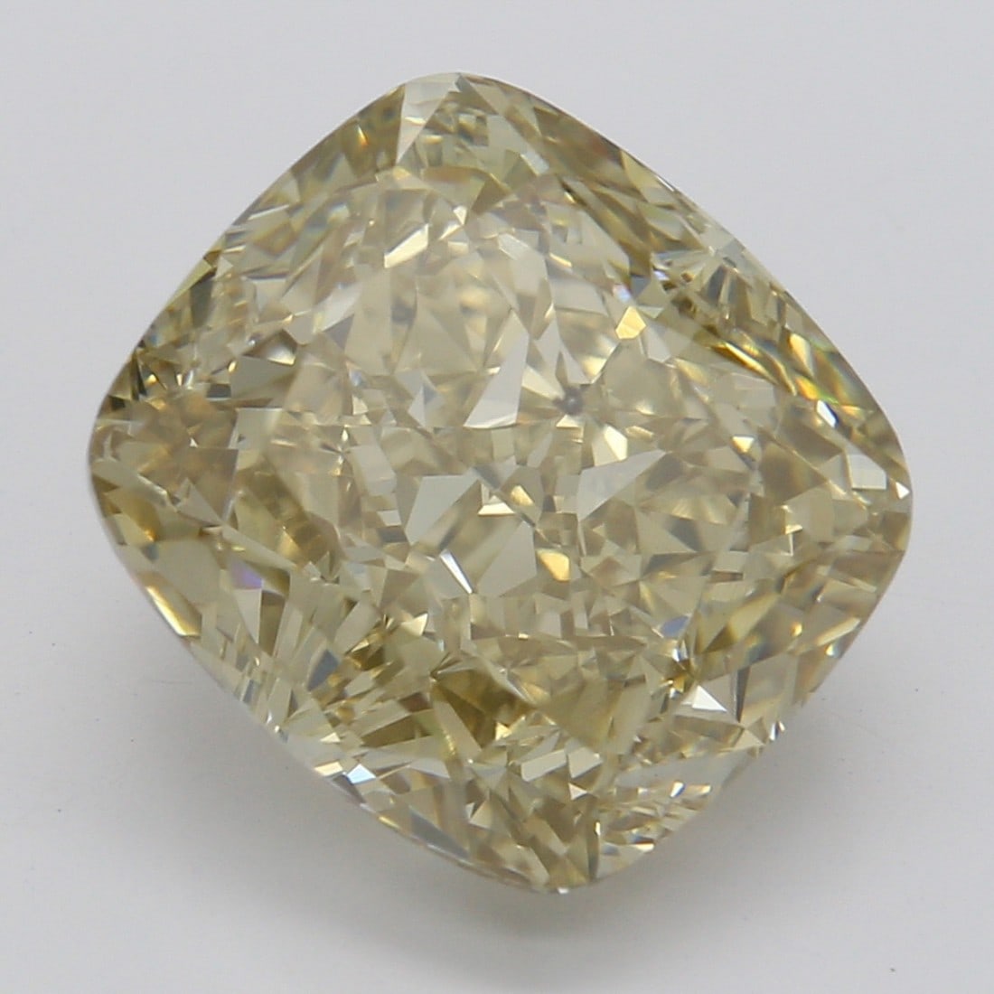 3.54 ct, Fancy Yellow Brown/SI1, Cushion cut GIA Diamond: Click here to view HD 360 Spinning Image GIA G