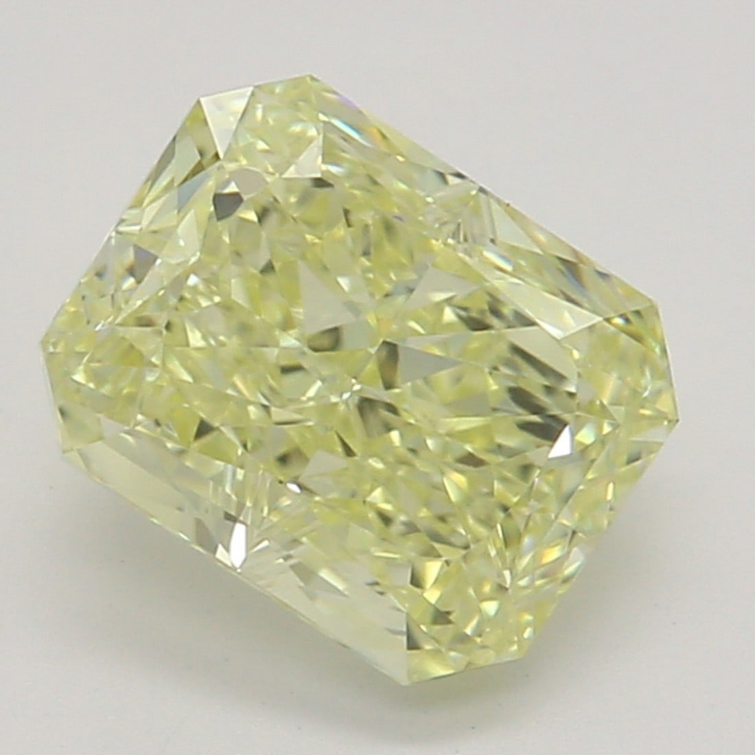 1.01 ct, Fancy Yellow/VVS2, Radiant cut GIA Diamond: Click here to view HD 360 Spinning Image GIA G