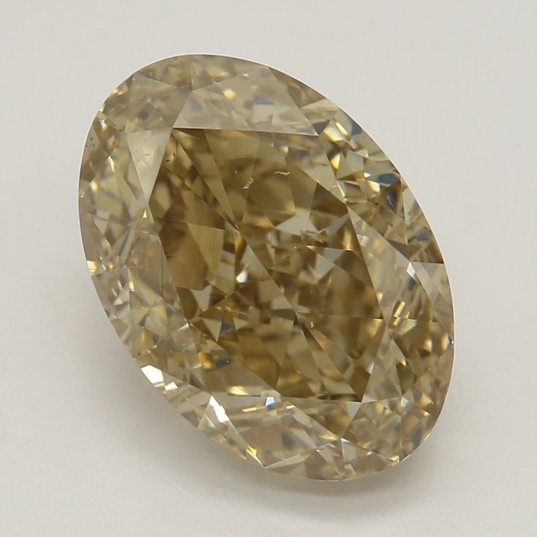 3.07 ct, Fancy Yellow Brown/VS2, Oval cut GIA Diamond: Click here to view HD 360 Spinning Image GIA G