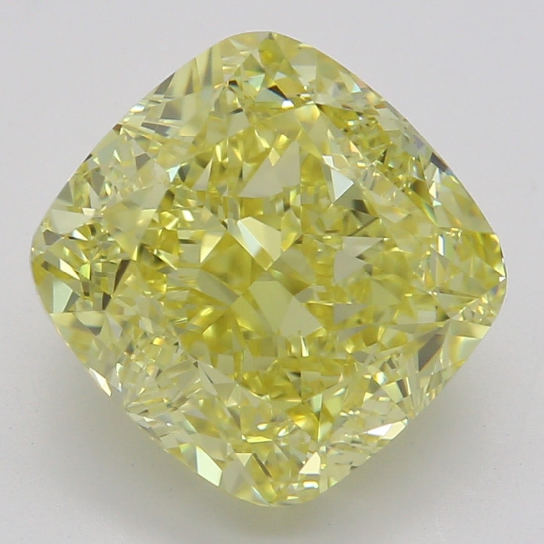 2.58 ct, Fancy Intense Yellow/IF, Cushion cut GIA Diamond (1 of 6)
