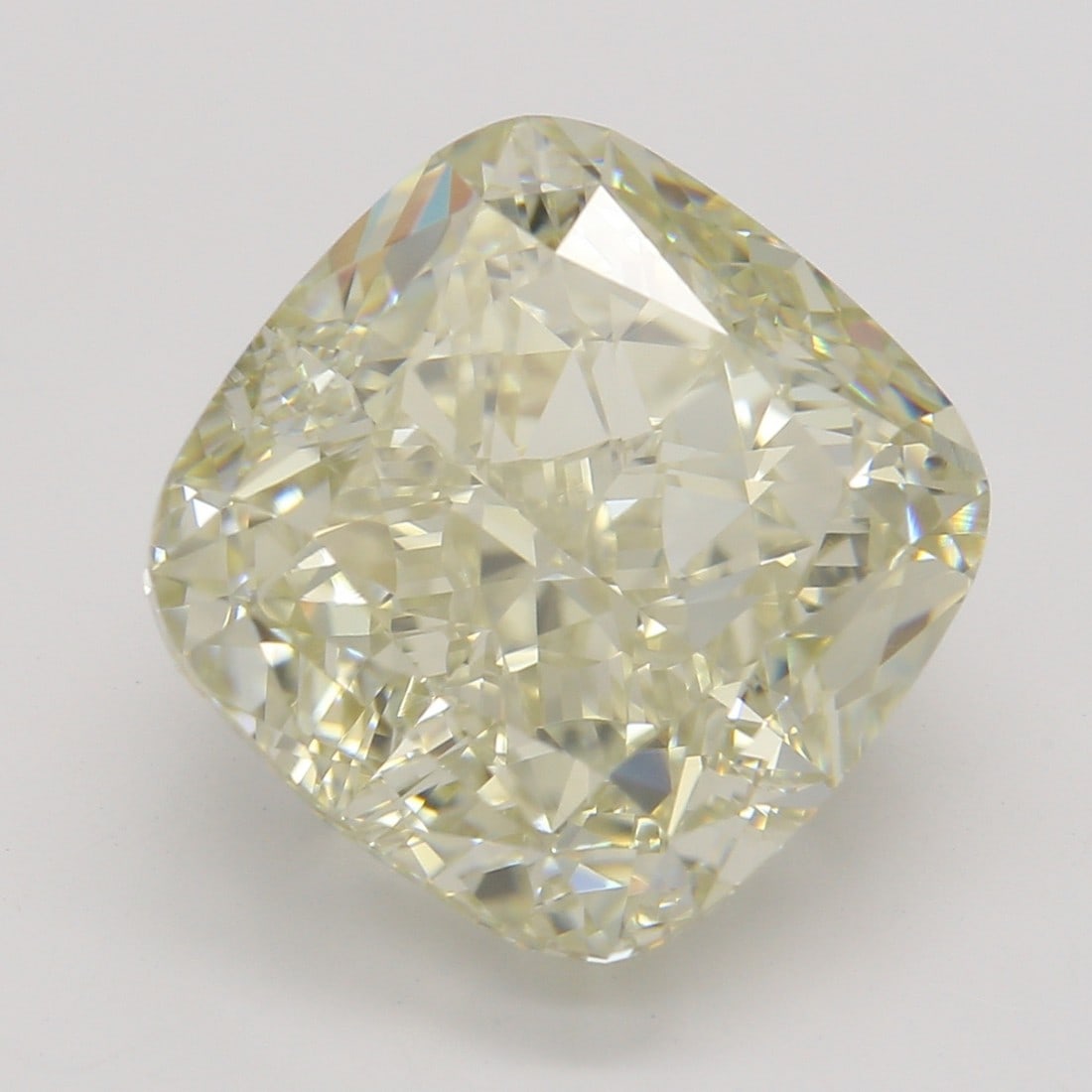 5.64 ct, Fancy Lt. Brn. Yellow/VS1, Cushion cut GIA Diamond (1 of 6)