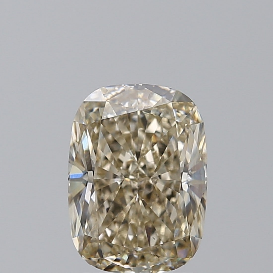 3.08 ct, Fancy Lt. Brown Yellow/VS2, Cushion cut GIA Diamond: Click here to view HD 360 Spinning Image GIA G