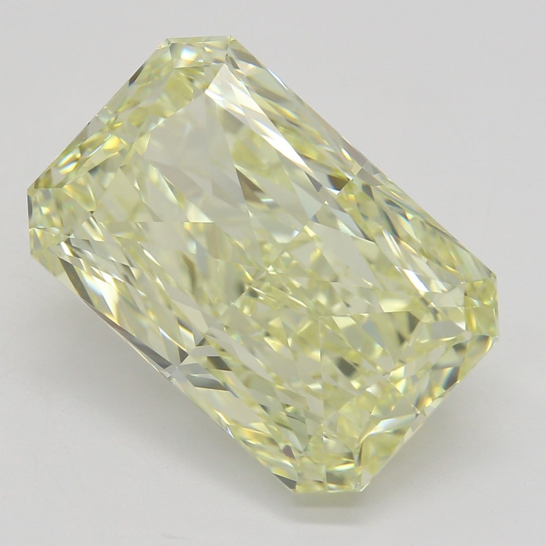5.56 ct, Fancy Lt. Yellow/VVS2, Radiant cut GIA Diamond: Click here to view HD 360 Spinning Image GIA G