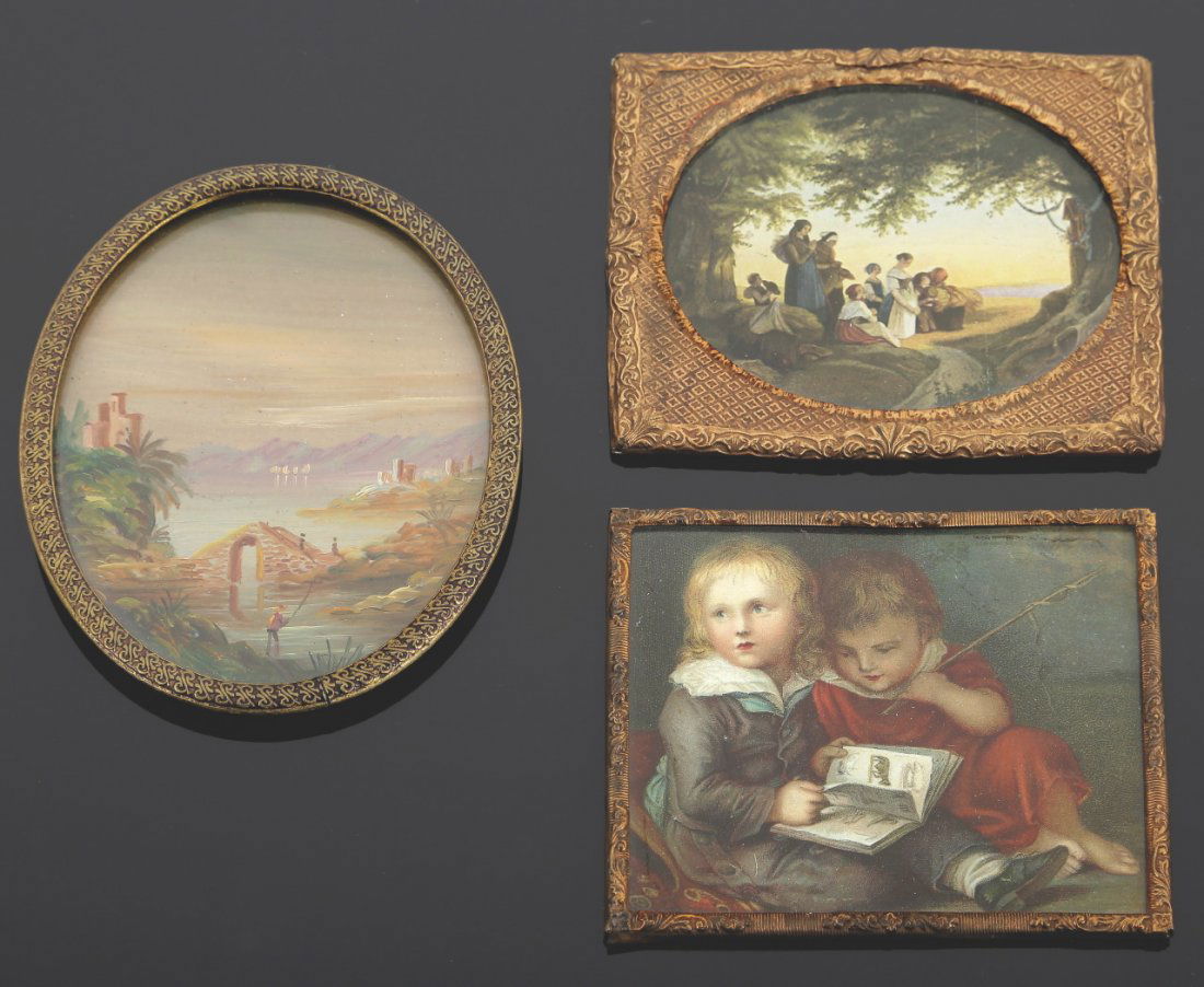 Miniatur 19. Jahrhundert. - Landschaft - Öl/Kupfe: Miniatur 19. Jahrhundert. - Landschaft - Öl/Kupfer. 9 x 7 cm. Unter Glas gerahmt. Darstellung im Hochoval. Beigegeben: 2 gedruckte Miniaturen.