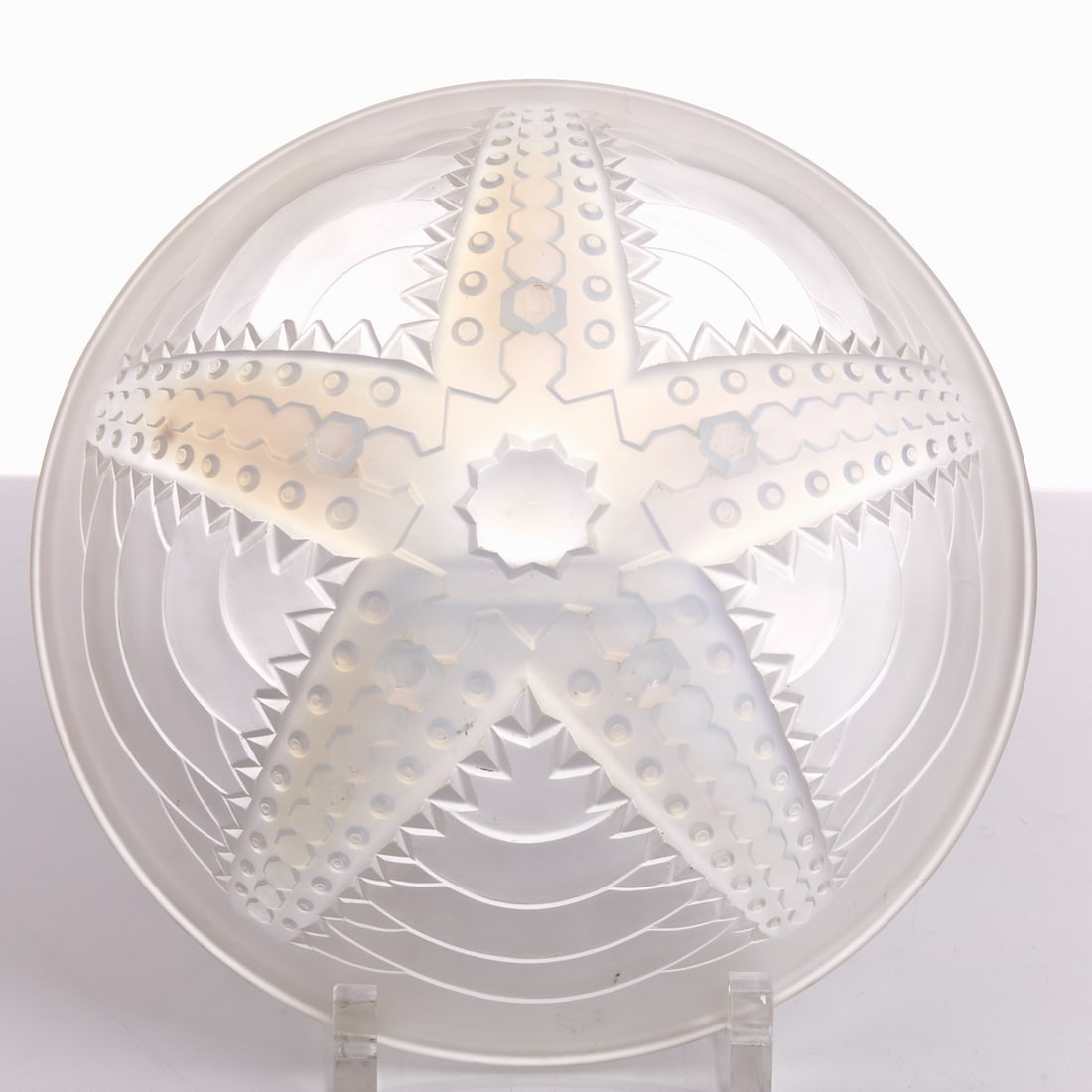 Round Bowl - Starfish. René Lalique, Wingen-sur-Moder. (1 of 2)