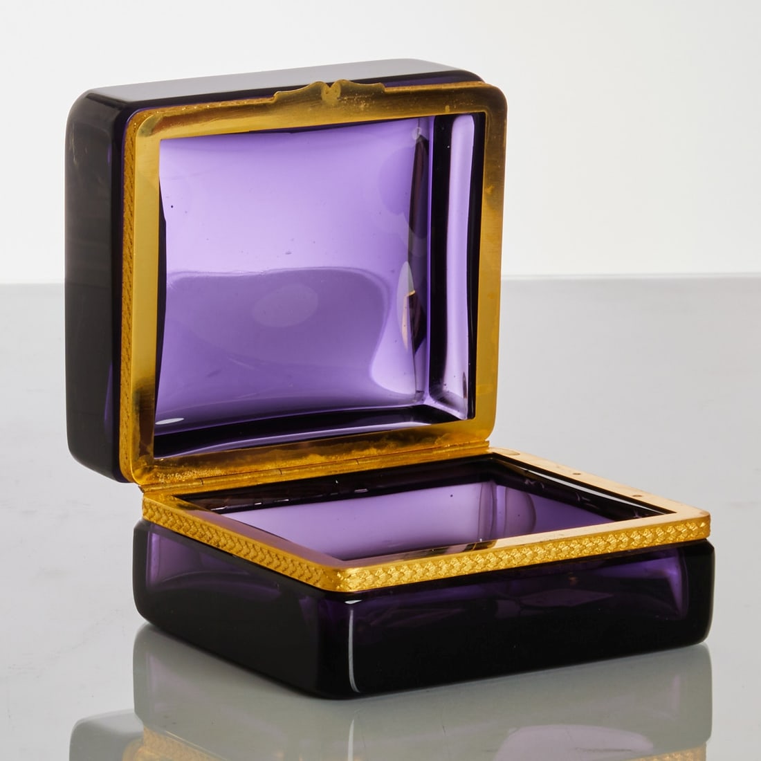 Tall rectangular covered box - Art Déco. France, circa 1935-1940. (1 of 1)