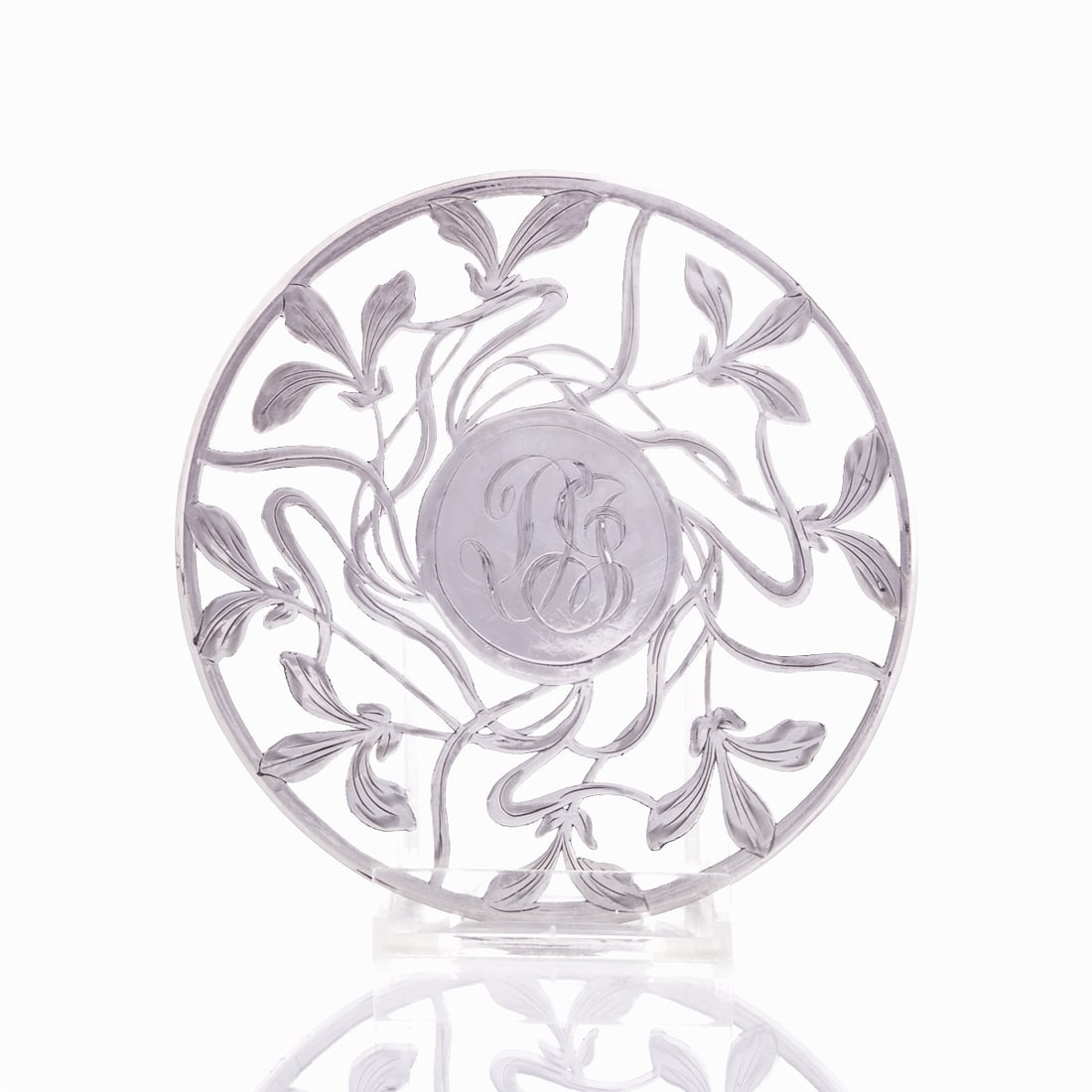Coaster: Art Nouveau Coaster .925 silver. Glass. Hallmarks: Sterling. D. 12.5 cm. Monogrammed.