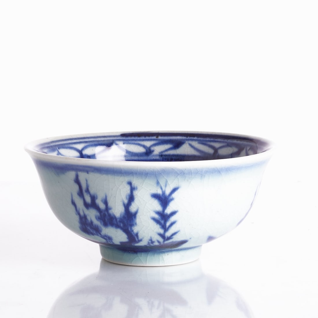 Blue and white bowl in Song Geyao style with Xuande mark (1 of 3)