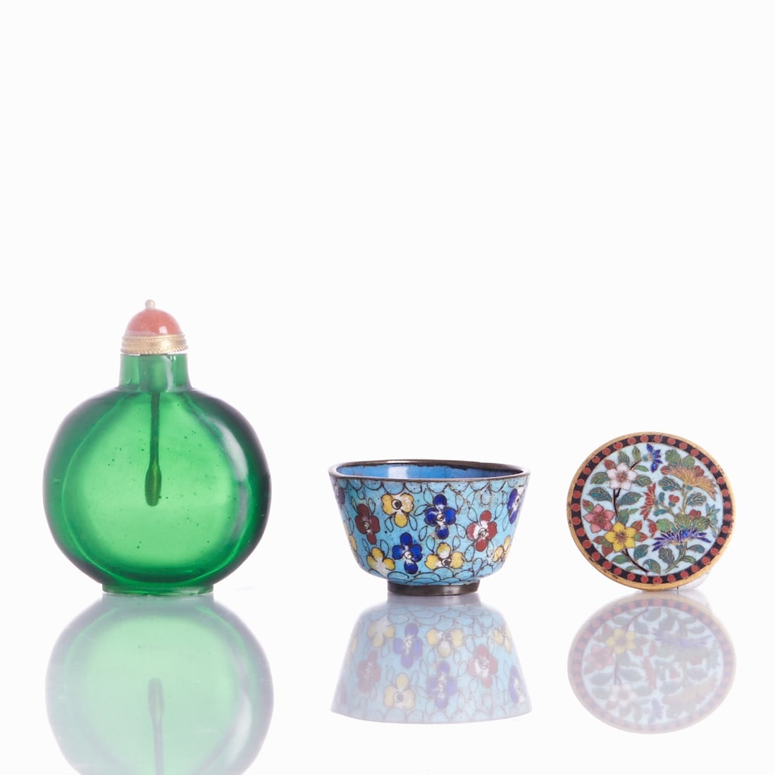 Collection: Snuff Bottle, Button, and Small Enamel Cup: Collection: Snuff Bottle, Button, and Small Cloisonné Enamel Vase China, 19th-20th century. Glass snuff bottle with a spoon probably made of yellow gold, H. 7 cm. Brass button with enamel, D. 4