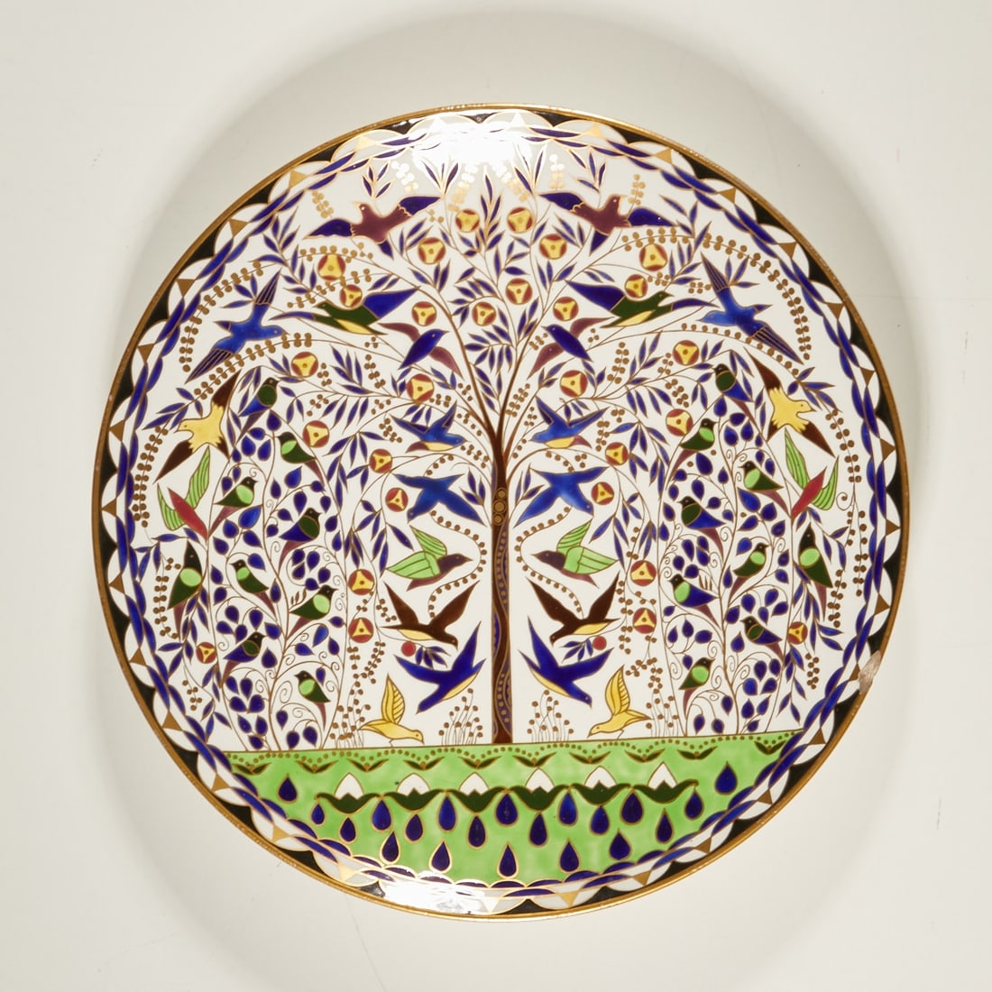 Large Serapis Wall Plate - Tree with Birds. Ernst Wahliss, Vienna circa 1911.: Large Serapis wall plate - tree with birds. Ernst Wahliss, Vienna circa 1911. Ceramic, so-called "Serapis-Fayence". Light shard with white craquelure glaze, polychrome and gold painted. Craquelure. Go