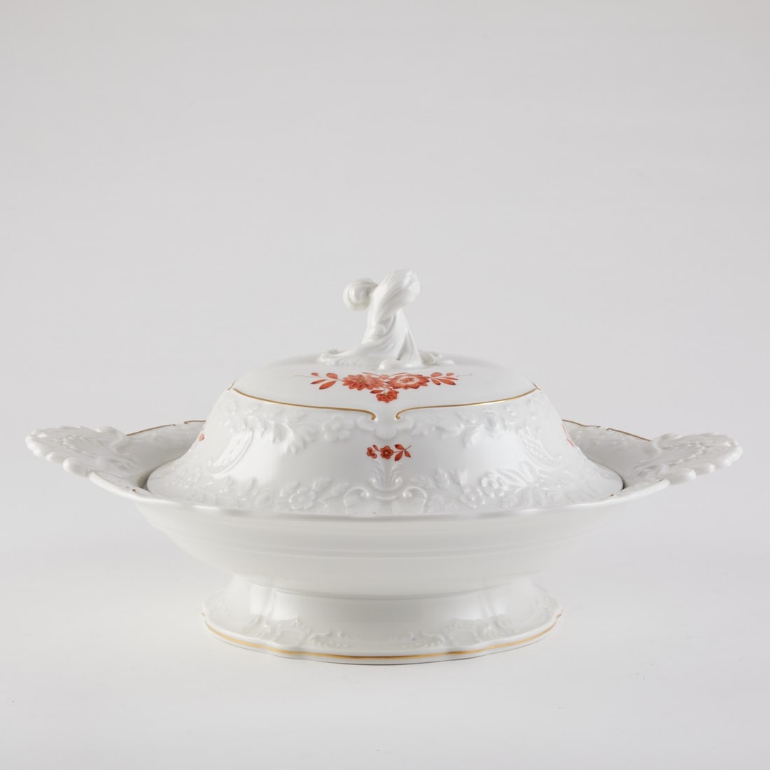 Round lidded tureen - Indian painting with bird. Meissen 1972-1980. (1 of 1)