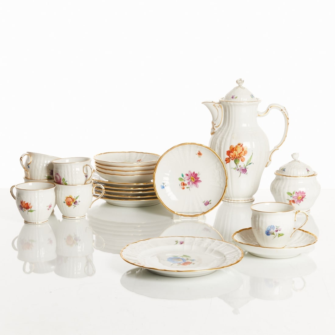 20-piece coffee service for 6 people - Rocaille: flower painting, KPM Berlin 1962-1992 (1 of 2)