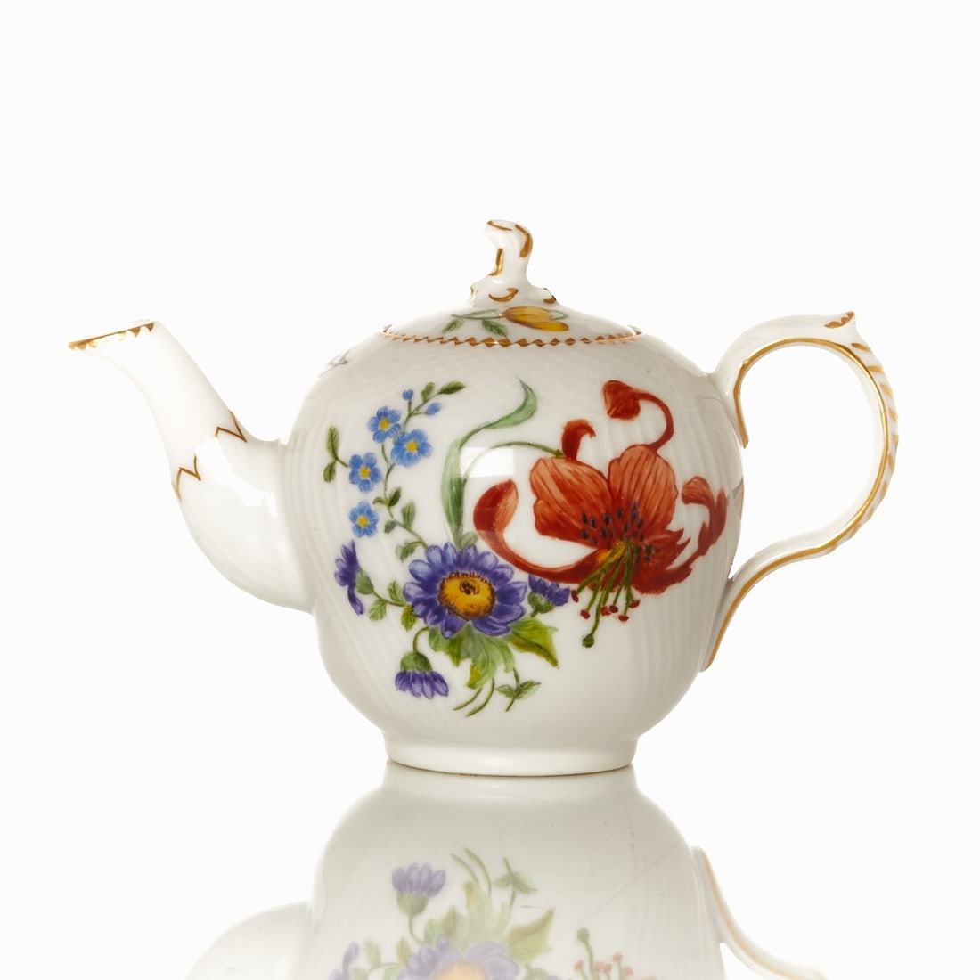 Small teapot with home painting - flowers, Royal Copenhagen circa 1870-1890 (1 of 2)