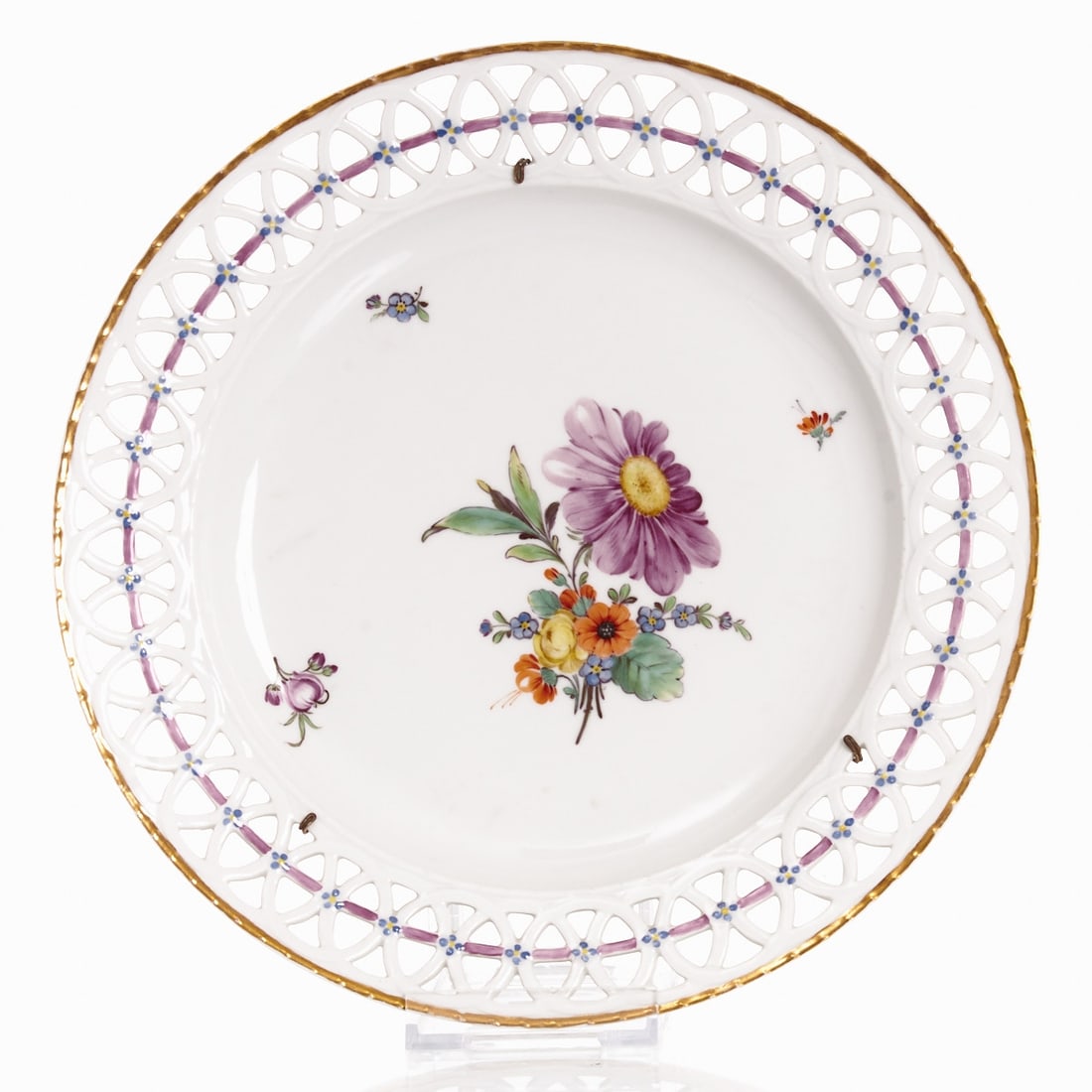 Dessert plate / Pierced plate - Flower bouquet. Fürstenberg, circa 1770-1780. (1 of 2)