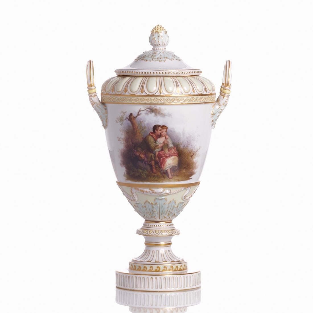 So-called Weimar Covered Vase - Children's Scene and Flower Bouquet, Royal and State Porcelain: So-called Weimar covered vase - Children's scene and flower bouquet. Royal and State Porcelain Manufactory (KPM), Berlin circa 1900/20. Porcelain, white, glazed. Polychrome and gold painted. Gold rim.