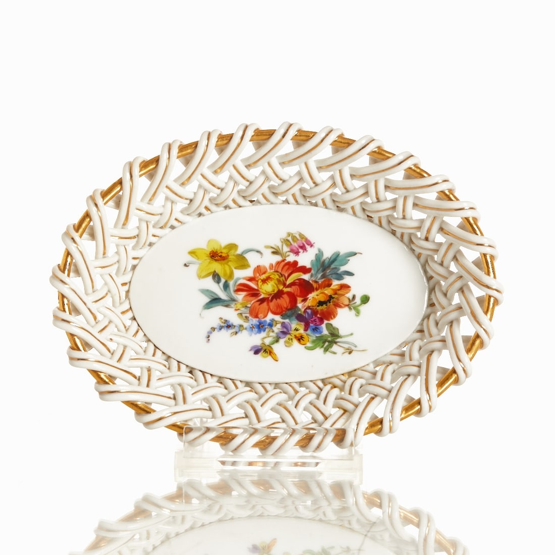 Small Openwork Basket - Flower Bouquet, Meissen 1935-1947 (1 of 3)