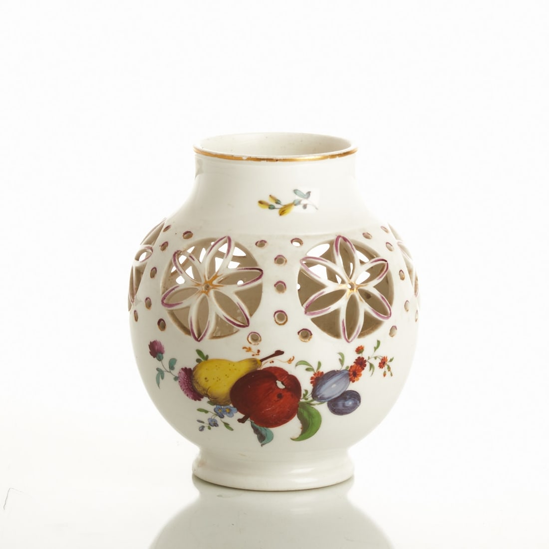 Potpourri Vase - Fruit Painting, Höchst circa 1765/70 (1 of 2)
