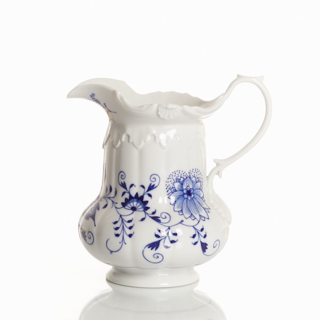 Wine jug - Onion pattern, Meissen 1991 (1 of 2)