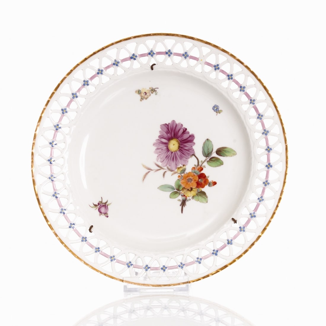 Dessert plate / pierced plate - Flower bouquet. Fürstenberg, circa 1770-1780. (1 of 2)