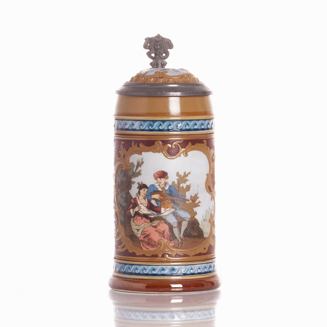 Singer's jug - Couple singing in a romantic landscape. Villeroy & Boch, Mettlach around 1890. (1 of 2)