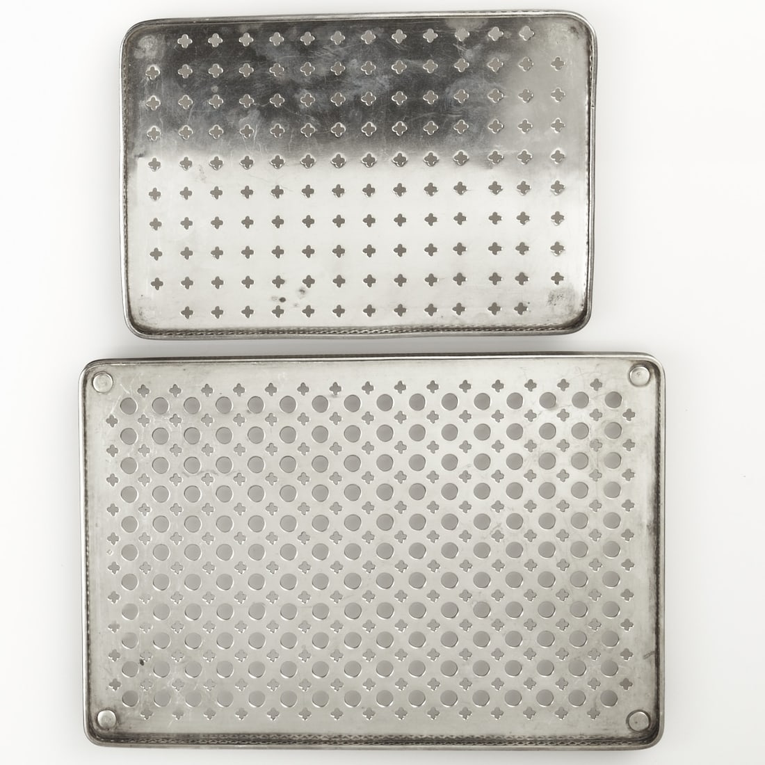 Pair of Trays / Coasters in Mategot Style: Pair of Trays / Coasters in Mategot style. Art. Krupp, Berndorf. Metal, silver-plated. 2 pcs. Each engraved "Züricher Frauenverein Für Alkoholfreie Wirtschaften" (Zurich Women's Association for Alco