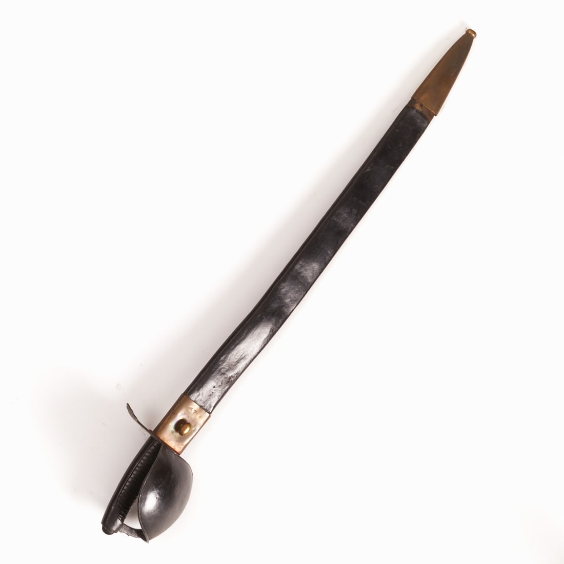 Naval Saber / Boarding Weapon.: Naval Saber / Boarding Weapon. Mid-19th century, manufacturer's engraving "F.G.". The single-edged, slightly curved blade measures approx. 67 cm with an overall length of about 82.5 cm. The