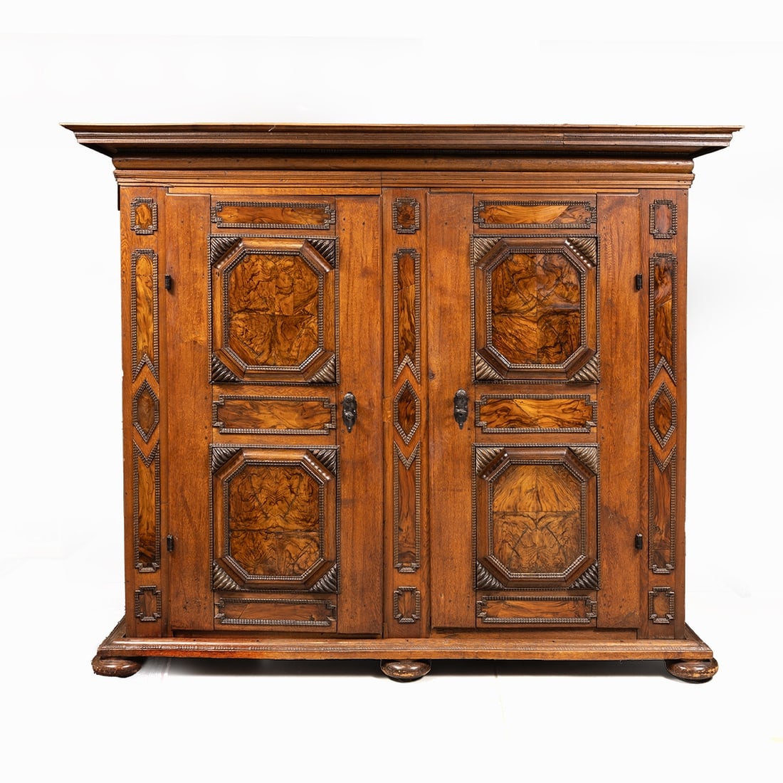 Baroque Cabinet (1 of 1)