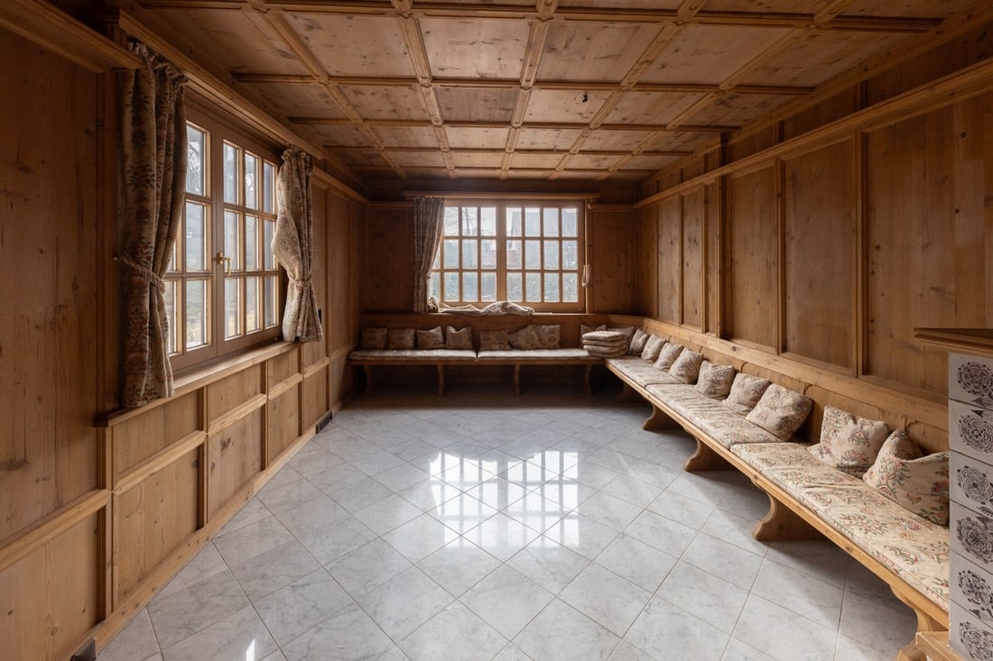 Tyrolean Farmhouse Parlor: Tyrolean Farmhouse Parlor Southern Germany/Austria/Switzerland, 1760. Spruce or pine. Basic dimensions of the parlor: Wall length (main wall): 5.50 m, Room width: 3.22 m, Room height: 2.50 m. This