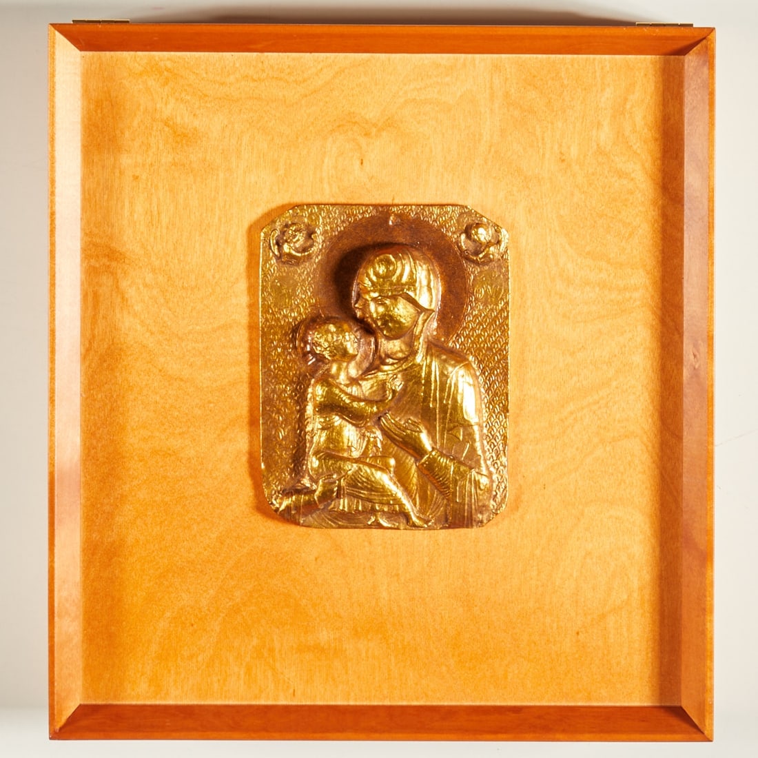 Gospel Book of Charles d'Orléans, Count of Angoulême: Gospel Book of Charles d'Orléans, Count of AngoulêmeFacsimile edition. Salamanca, CM Editores 2012. Biblioteca Nacional de España - Res. 51. Numm. Ex.: 260/375. Red leather with gold embossing in