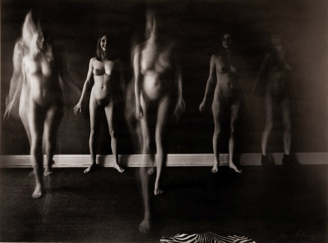 Karin Sczekessy: Karin Sczekessy 1939 Essen - 2010 Hamburg - "Five Nudes, Brigitte against the Wall" (1970) Heliogravure/paper. 63 x 84 cm. Signed lower right: Karin Sczekessy. The sheet is loose.