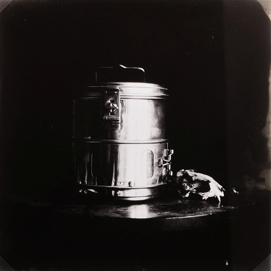 Ingolf Timpner: Ingolf Timpner 1963 Mönchengladbach - 2018 Düsseldorf - "A 14 I" - (1997) Silver gelatin print/baryta paper. 2/12. 21.1 x 19.9 cm (sheet size), 42.5 x 42.5 cm (dimensions with