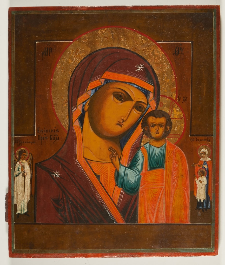 Icon: Icon Russia, 19th century. - Mother of God of Kazan - Egg tempera and gold on chalk ground, wood. 35.7 x 30 cm. Half-figure depiction of the Mother of God with inclined head and the Christ Child at