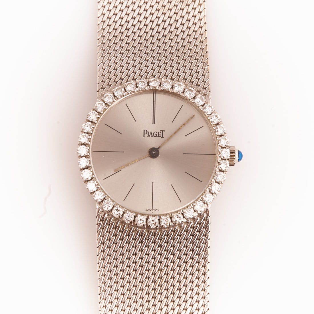 Piaget Ladies' Wristwatch with Brilliant-Cut Bezel: Piaget Ladies' wristwatch with brilliant-cut bezel Piaget company, Switzerland. 1970s. 750/- white gold, stamped. Total weight: 46.6 g. Dial marked: PIAGET. Underside numbered: 926 B11 189442. 36