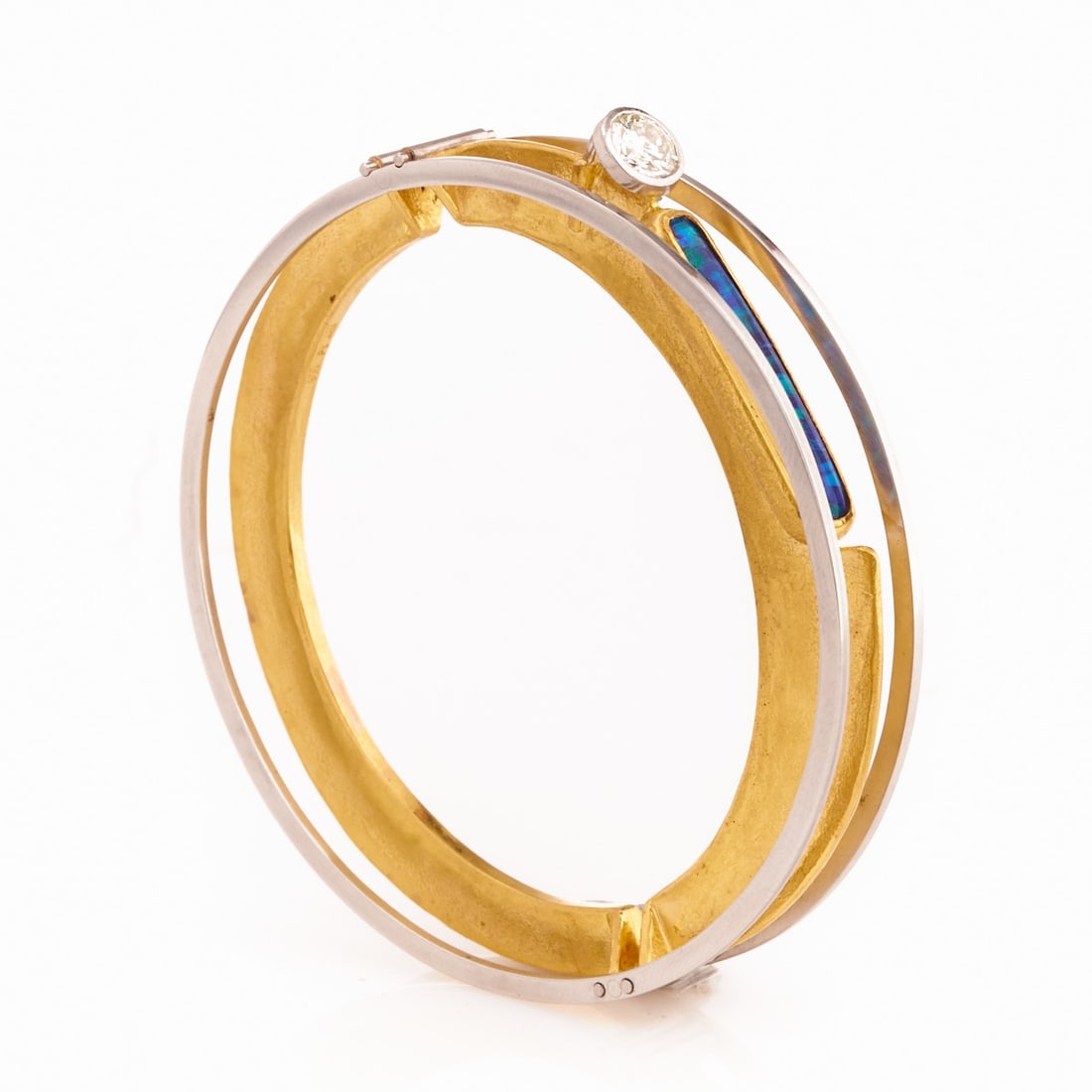 Designer Jewelry: Bangle with large brilliant-cut diamond and opal (1 of 1)