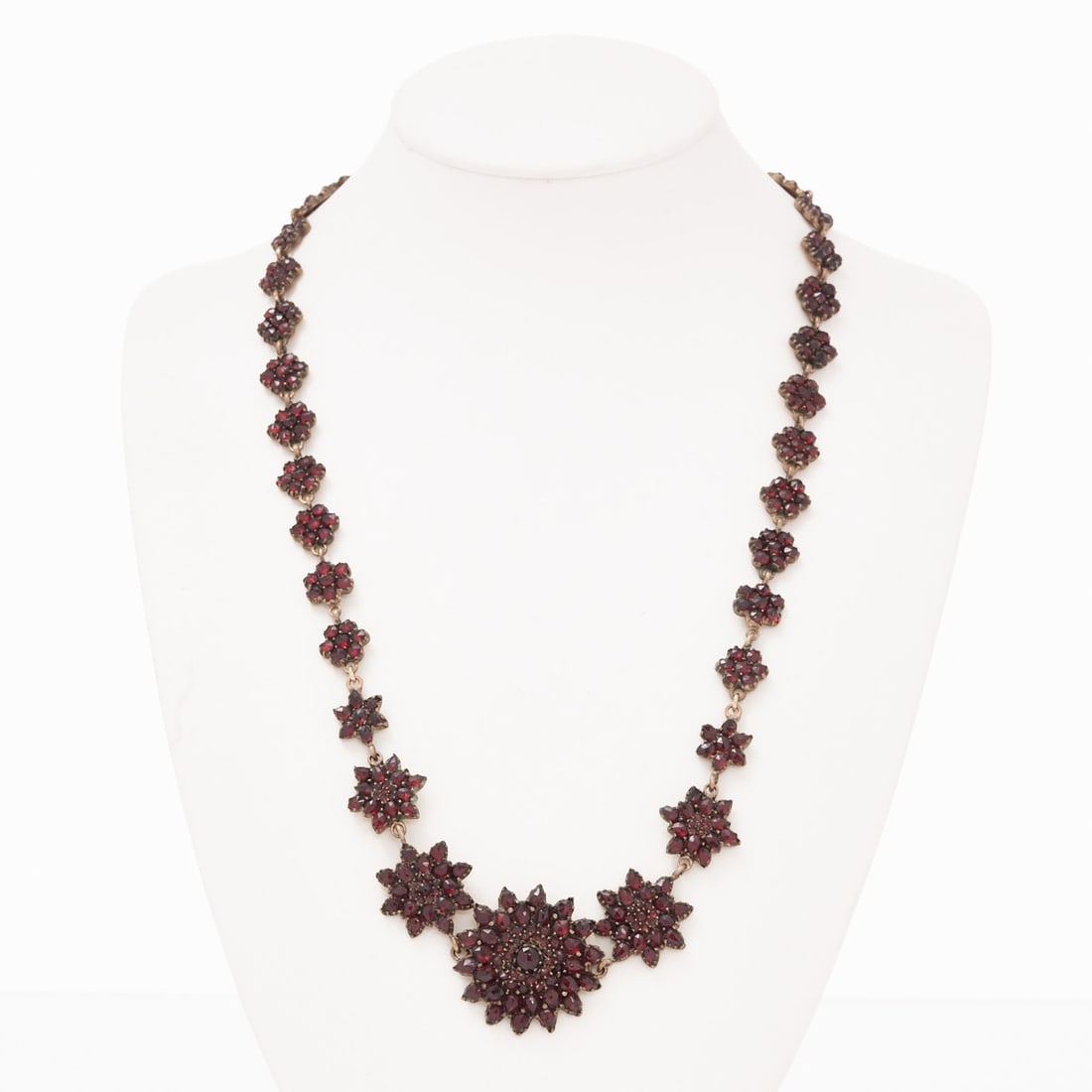 Garnet Necklace (1 of 1)