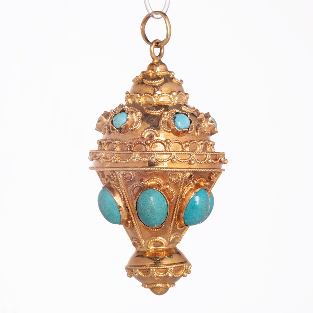 Large Italian Turquoise Pendant - Antiquarian Style: Large Italian Turquoise Pendant - Antiquarian Style Italy, 20th century. 750/- yellow gold, stamped. Total weight: 23.1 g. 6 large and 6 small cabochon-cut turquoises. L. 5.5 cm. W. 2.8 cm. Very