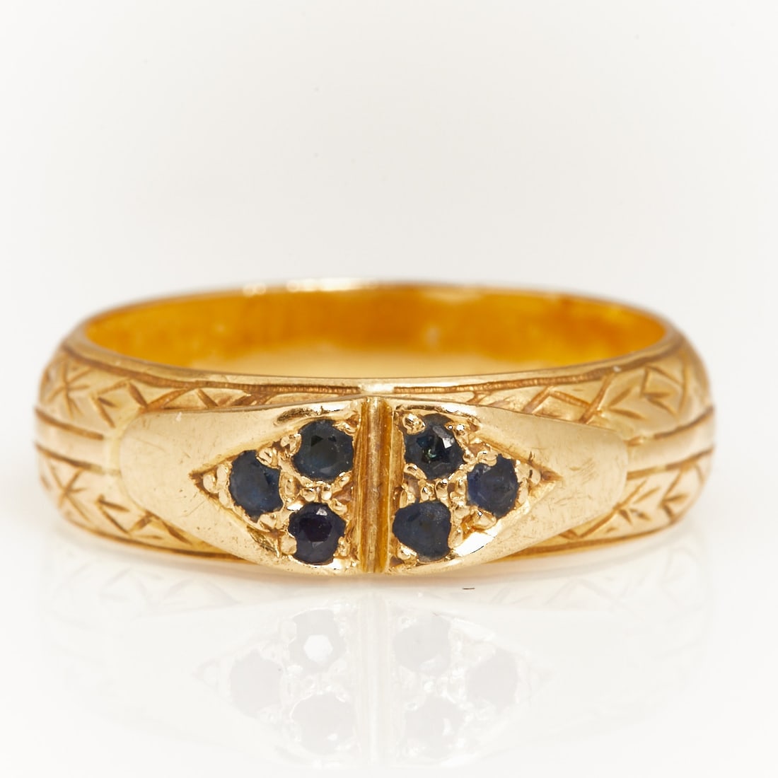 Men's Ring with Sapphires (1 of 1)