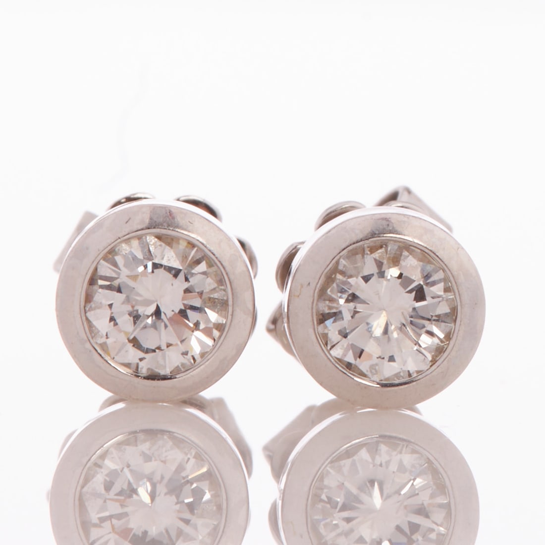 Pair of classic brilliant-cut diamond stud earrings (1 of 1)