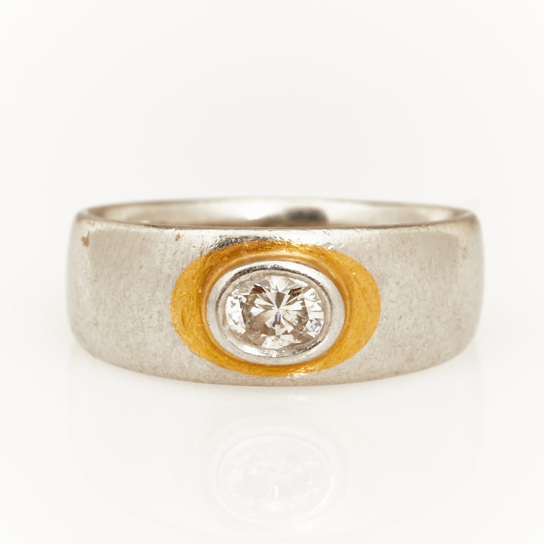 Platinum Band Ring with Brilliant-Cut Diamond (1 of 1)