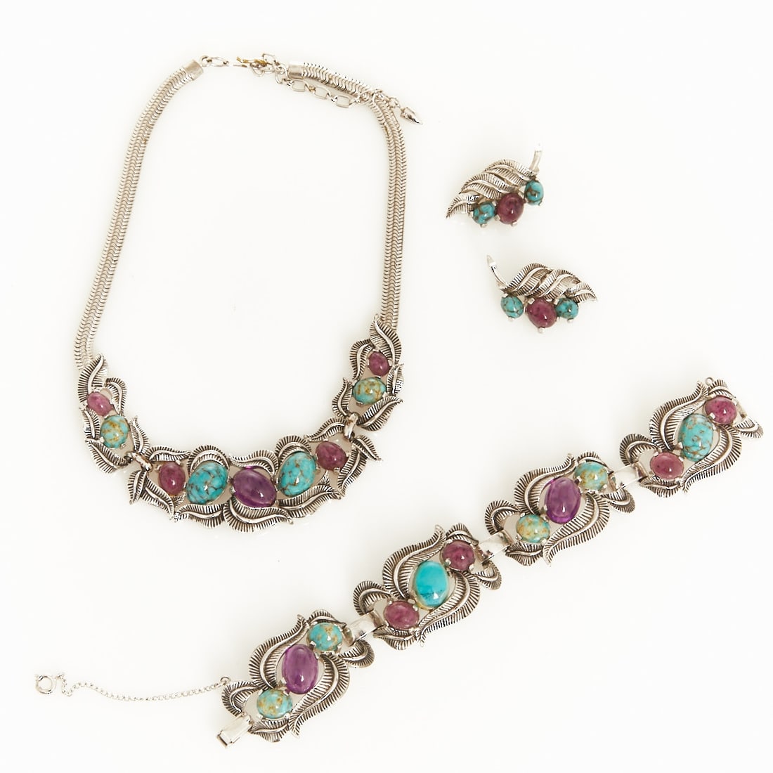 MARCEL BOUCHER - Vintage Parure with Faux Turquoise and Amethyst (3 pieces): MARCEL BOUCHER - Vintage Parure with Faux Turquoise and Amethyst (3 pieces) Necklace, bracelet, and ear clips. Boucher et Cie, New York, USA. Circa 1960-1970. Metal, silver-colored; faux turquoise and