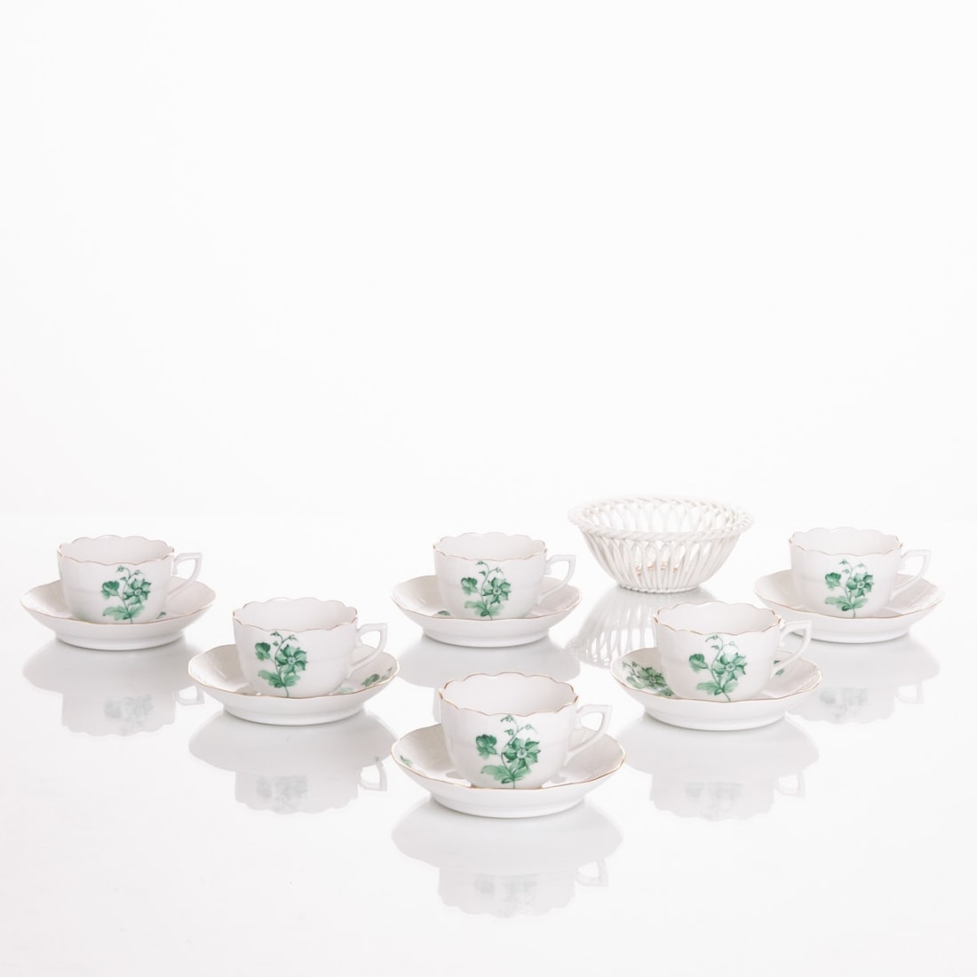 6 mocha cups with saucers and 1 basket bowl - Ozier: Green flower and gold flower, Herend 1948-1993 (1 of 2)