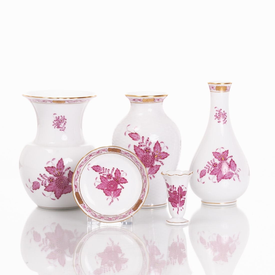 4 different vases and 1 small bowl - Apponyi purple (AP), Herend 1960s-1970s (1 of 1)