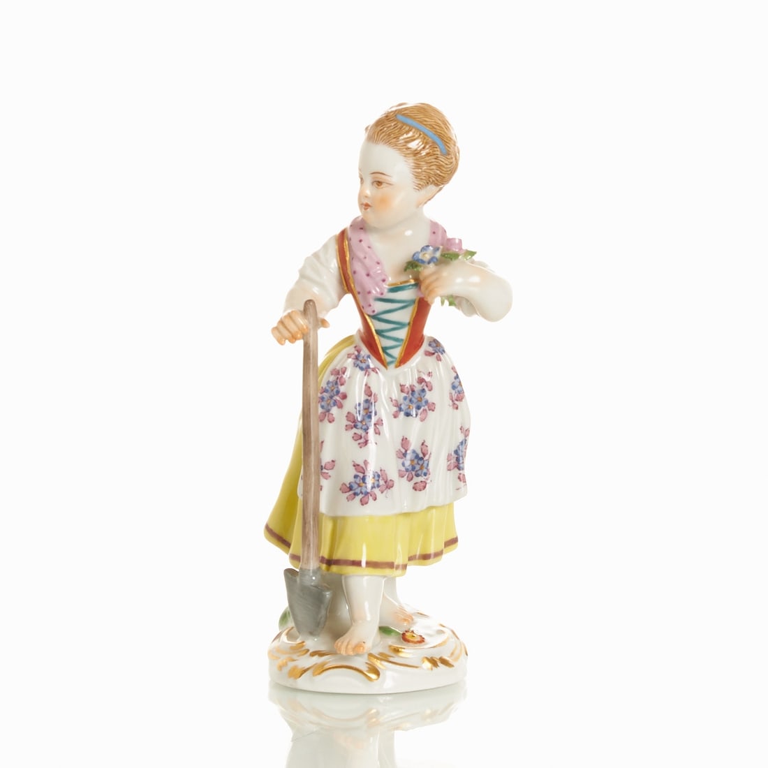 Gardener's child with spade - Johann Joachim Kaendler, Meissen 1979 (1 of 1)
