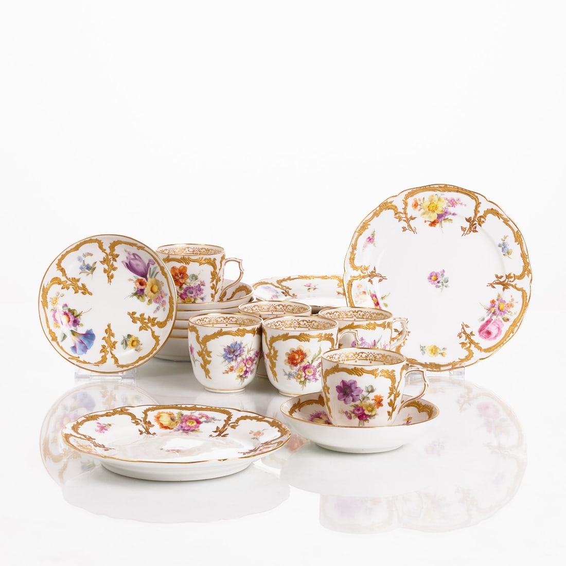 6 Coffee Sets - New Ornament: Flower Bouquet, KPM Berlin 1902-1919 (1 of 2)