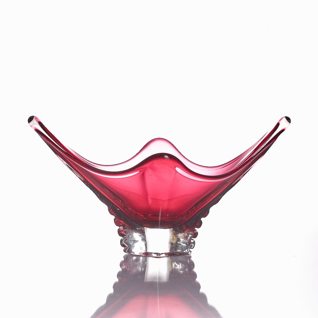 Fitted Oval Bowl. (1 of 1)