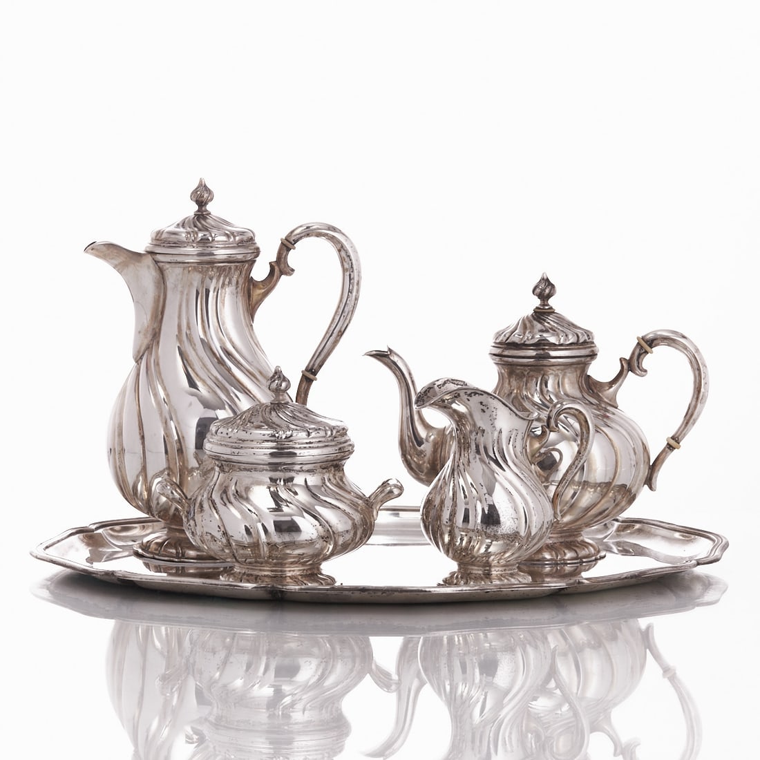 4-piece coffee and tea set on a tray in Baroque style (1 of 1)