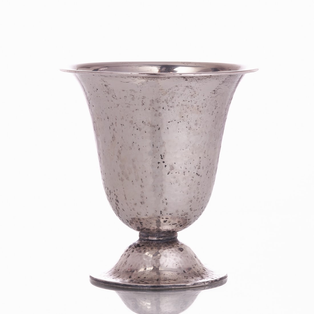 Flower vase (1 of 1)