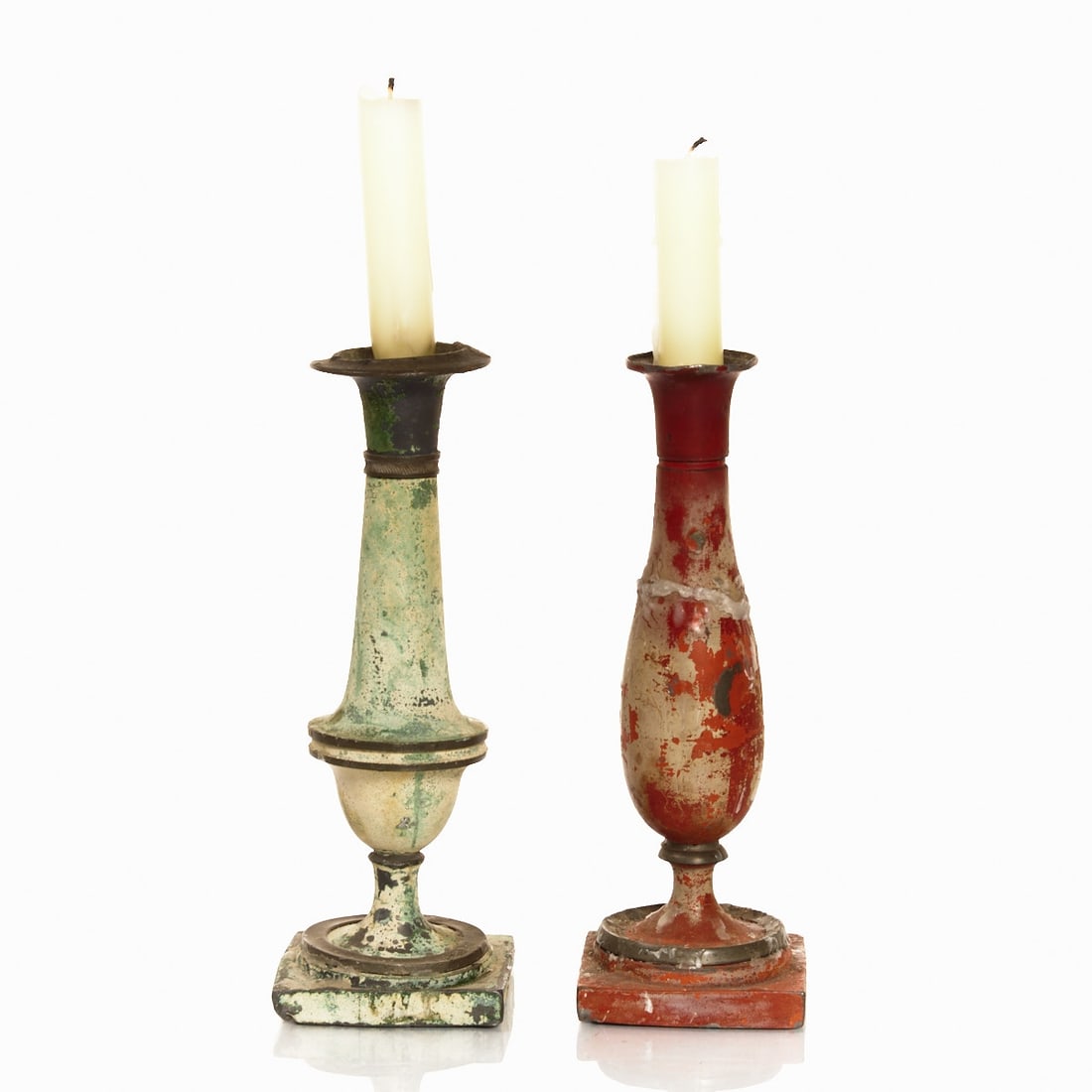 Pair of rare Stobwasser candlesticks - Red and Green: Pair of rare Stobwasser candlesticks - Red and Green Braunschweig, Wolfenb??ttel or Berlin, Stobwasser, circa 1820. Pewter, red and green lacquered. Height approx. 22 cm each, base area 7.5 ?— 7.5 c