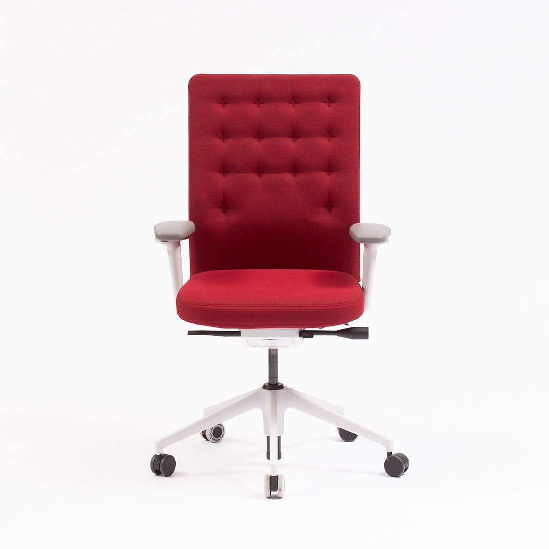 ID Trim Office Chair: ID Trim office chair Vitra/Switzerland. Design: Antonio Citterio, 2010. Metal. Plastic. Red cover. Manufacturer's mark. 108 x 66 x 46 cm.